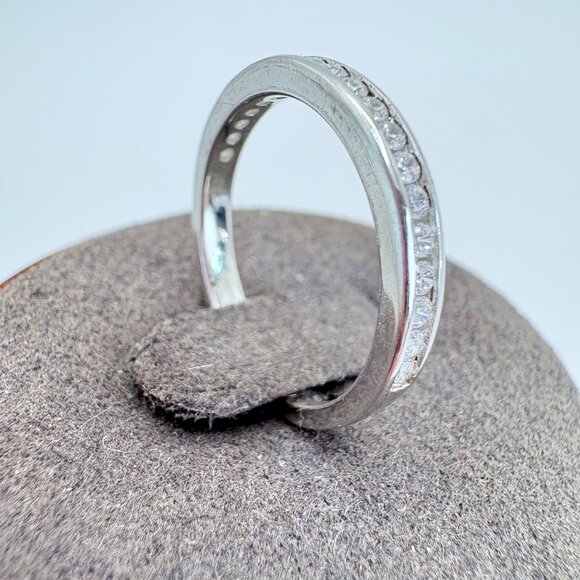 Sterling Silver 925 Cubic Zirconia Channel Set Textured Finish Ring Size 6.5 - Picture 3 of 8